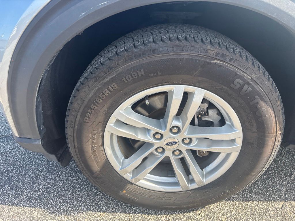 2023 Ford Explorer XLT - Photo 15