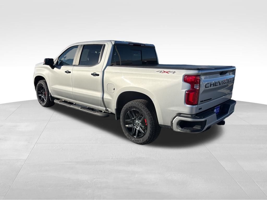2022 Chevrolet Silverado 1500 RST photo 3