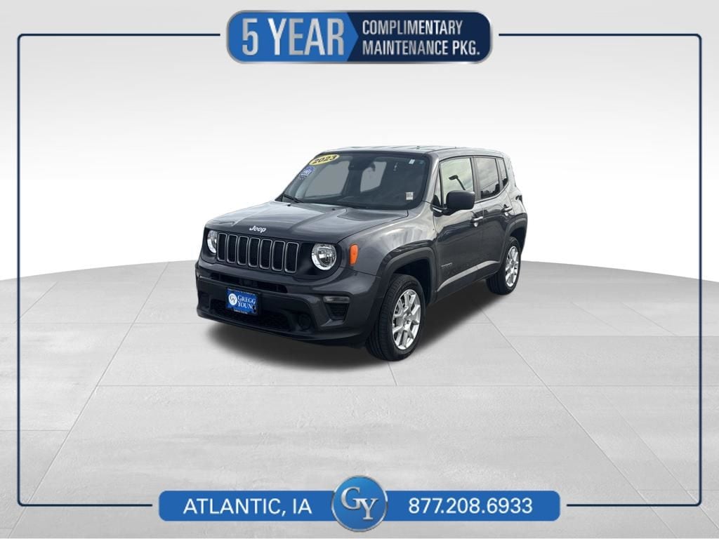 Used 2023 Jeep Renegade Latitude SUV