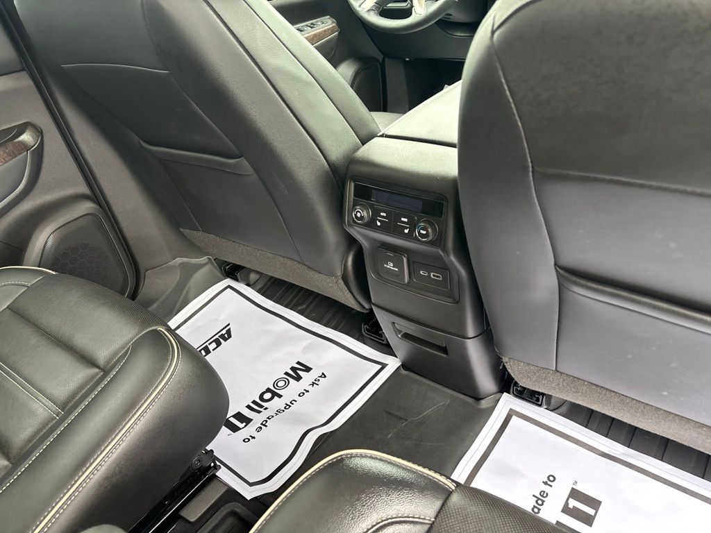 2023 GMC Acadia Denali - Photo 44