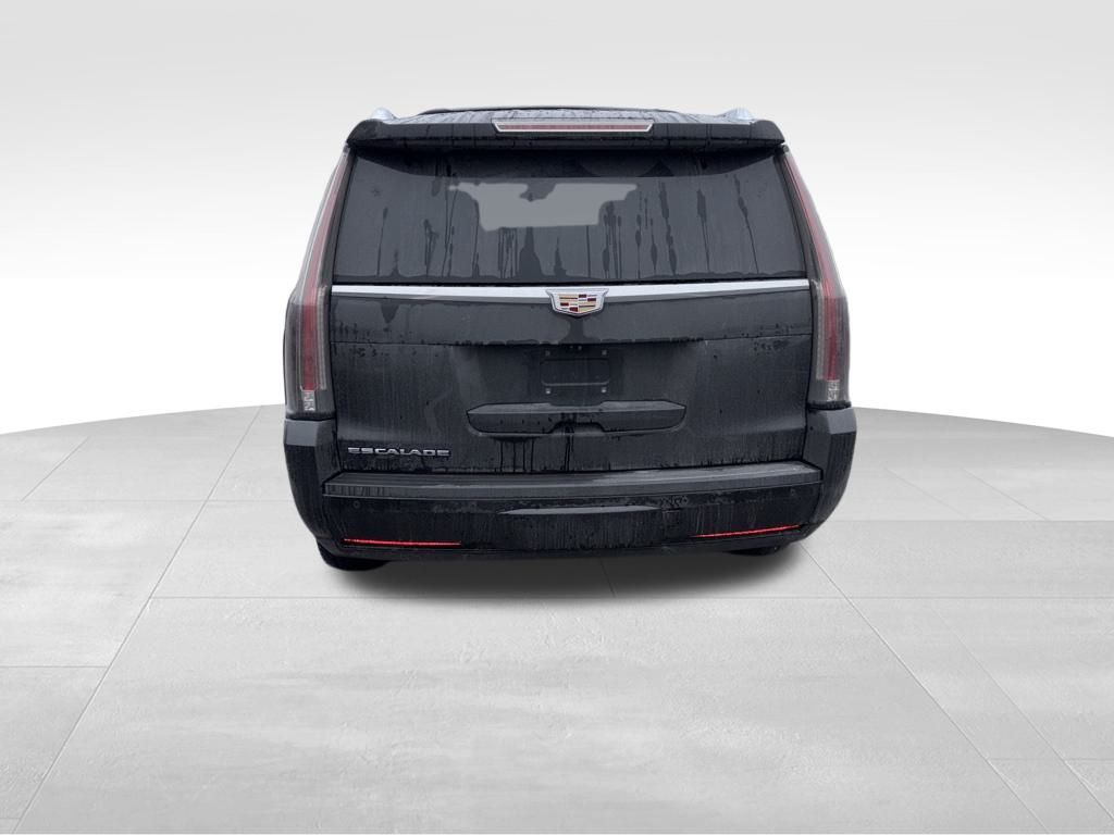 2018 Cadillac Escalade Premium Luxury photo 3