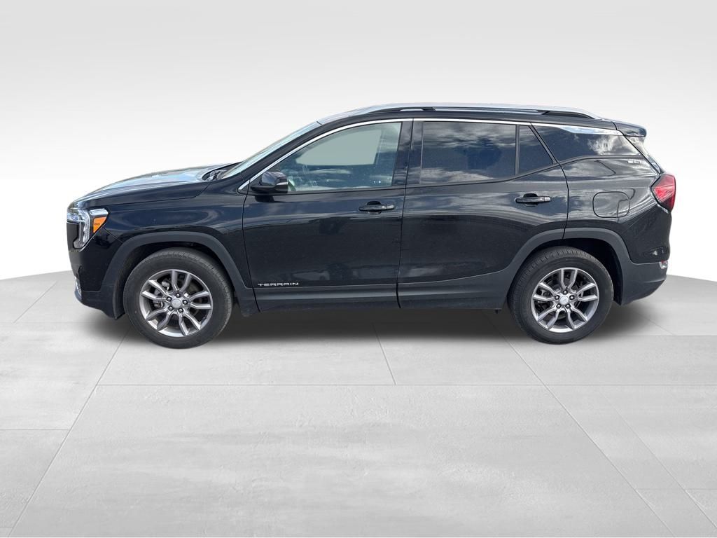 2024 Gmc Terrain SLT photo 2