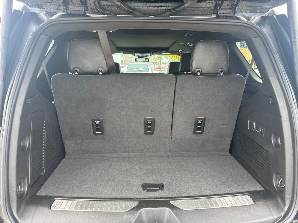 2024 GMC Yukon Denali - Photo 40
