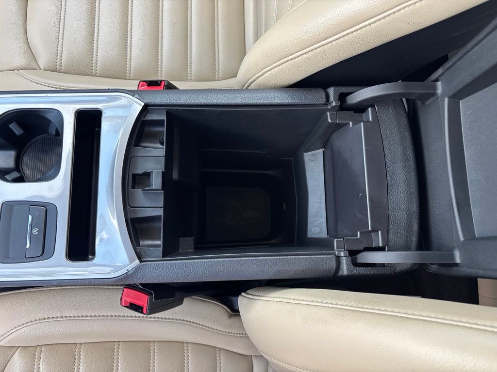 2024 Ford Edge SEL - Photo 31