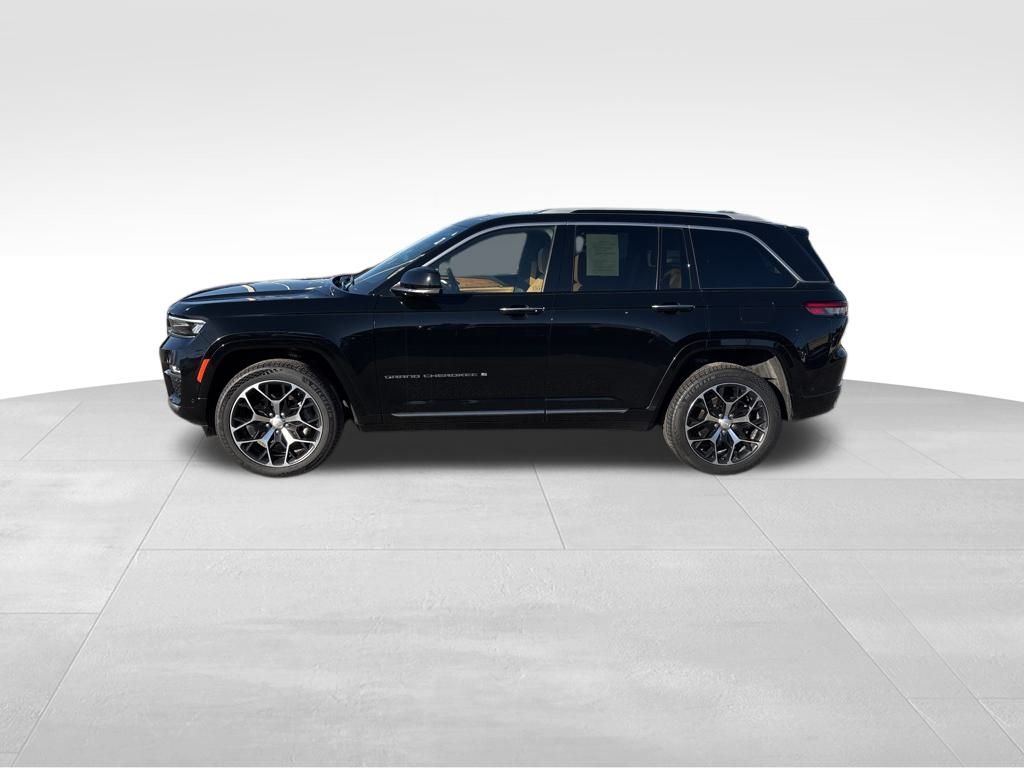 2022 Jeep Grand Cherokee Summit Reserve photo 2