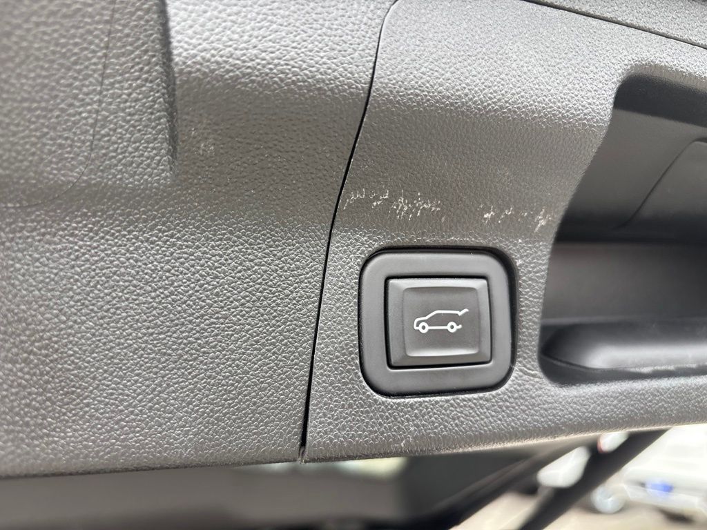 2023 GMC Acadia Denali - Photo 41