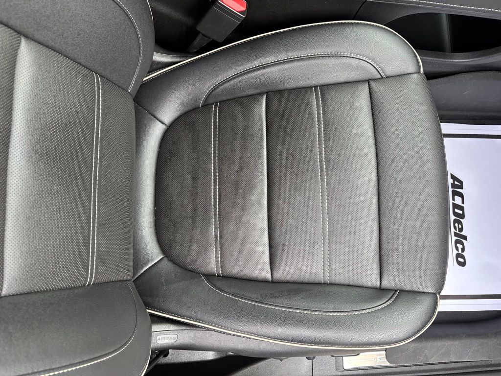 2023 GMC Acadia Denali - Photo 48