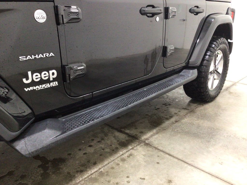 2020 Jeep Wrangler Unlimited Sahara - Photo 9