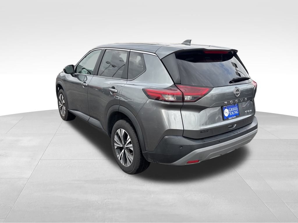 2023 Nissan Rogue SV photo 3