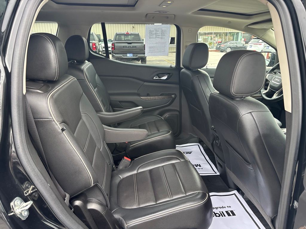 2023 GMC Acadia Denali - Photo 42