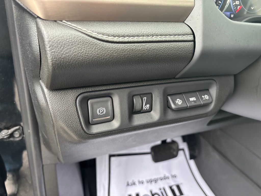 2023 GMC Acadia Denali - Photo 19