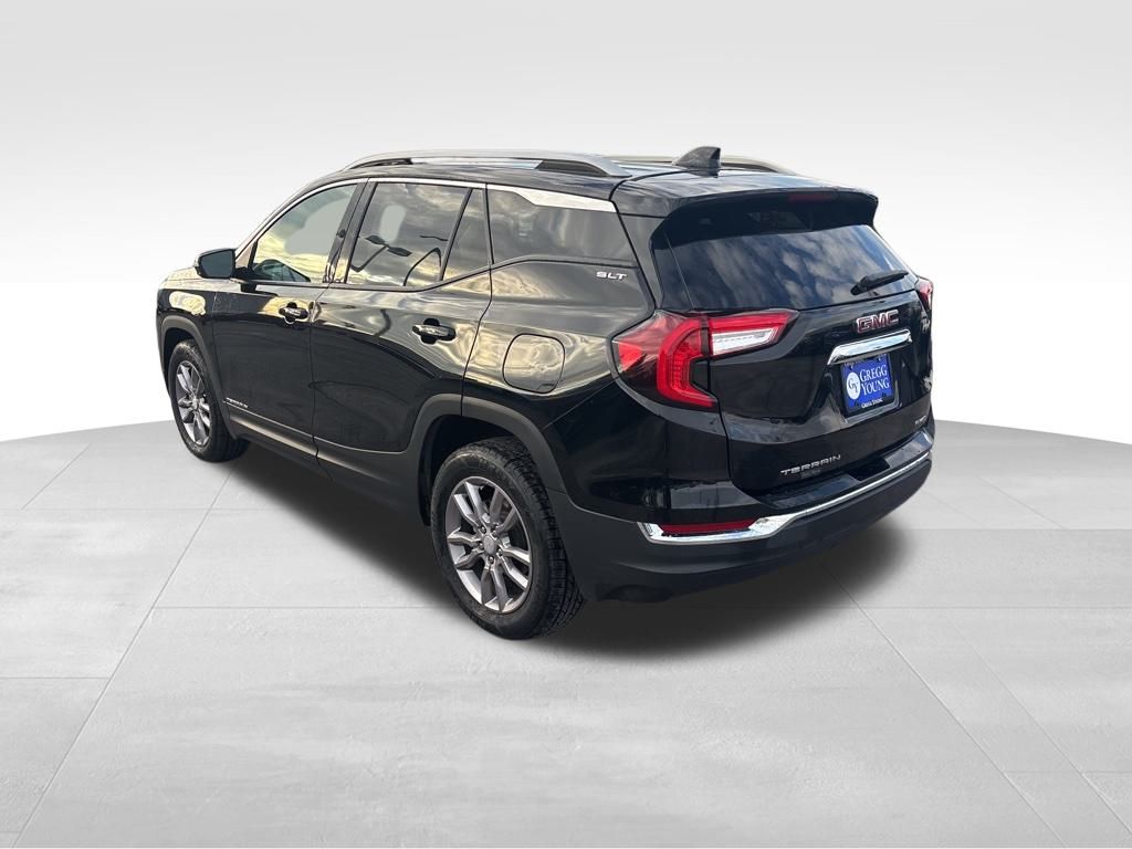 2024 Gmc Terrain SLT photo 3