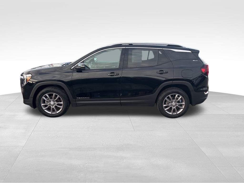 2024 Gmc Terrain SLT photo 2