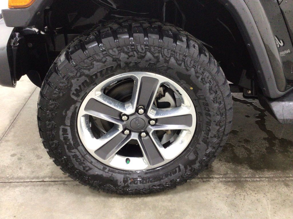 2020 Jeep Wrangler Unlimited Sahara - Photo 8