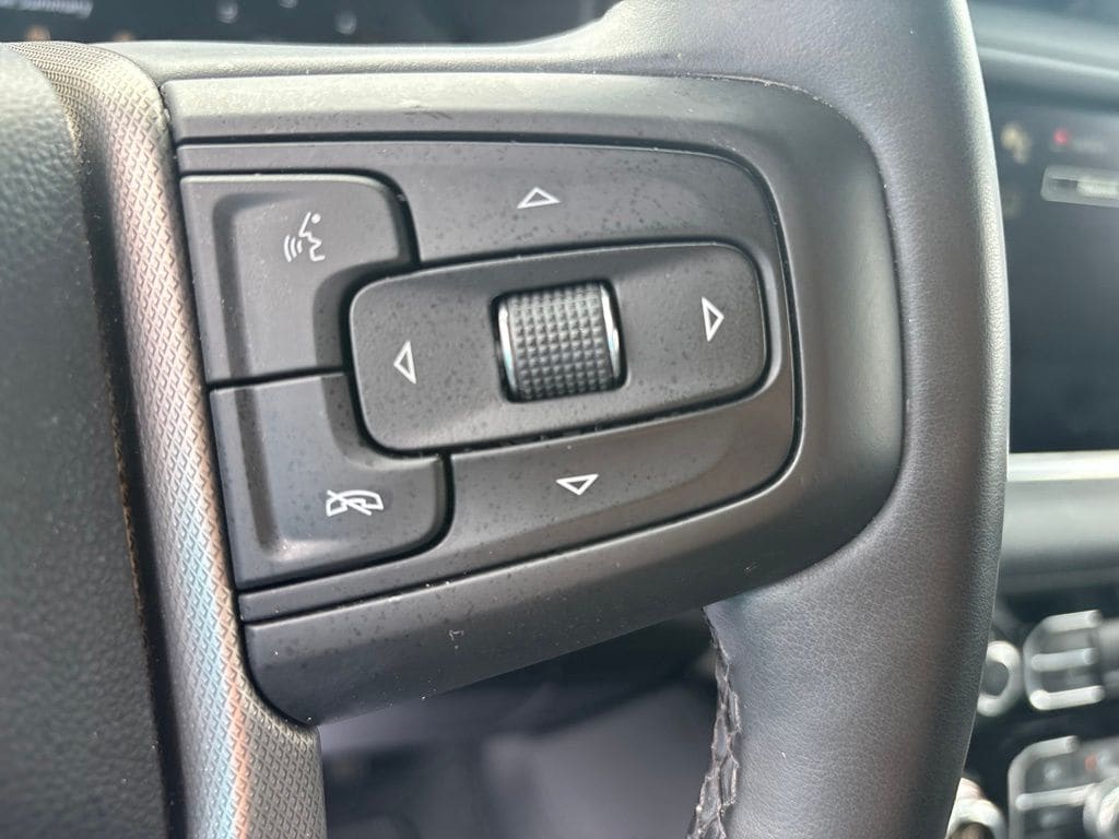 2024 GMC Yukon Denali - Photo 25