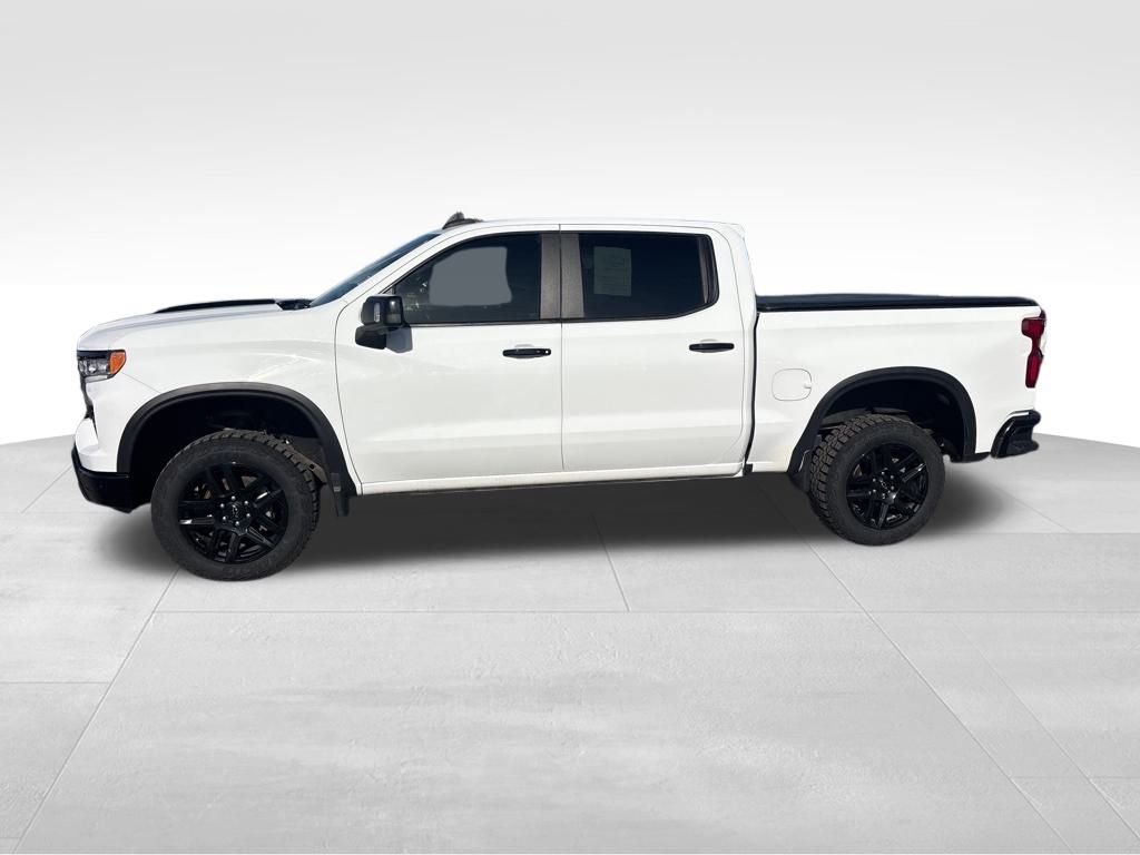 2022 Chevrolet Silverado 1500 LT Trail Boss photo 2
