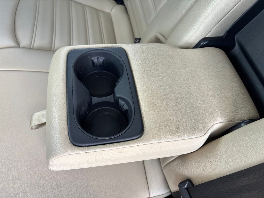 2024 Ford Edge SEL - Photo 37