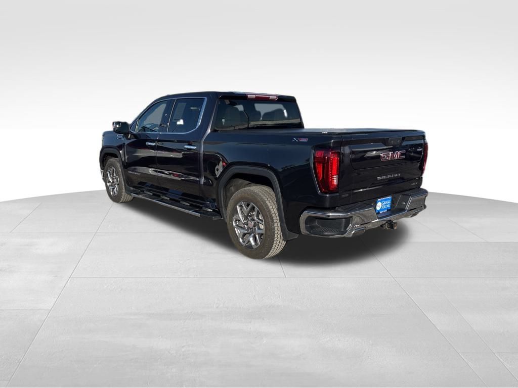 2023 Gmc Sierra 1500 SLT photo 3
