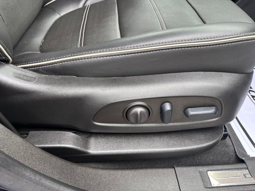2023 GMC Acadia Denali - Photo 47