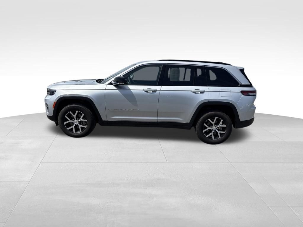Used 2024 Jeep Grand Cherokee Limited SUV