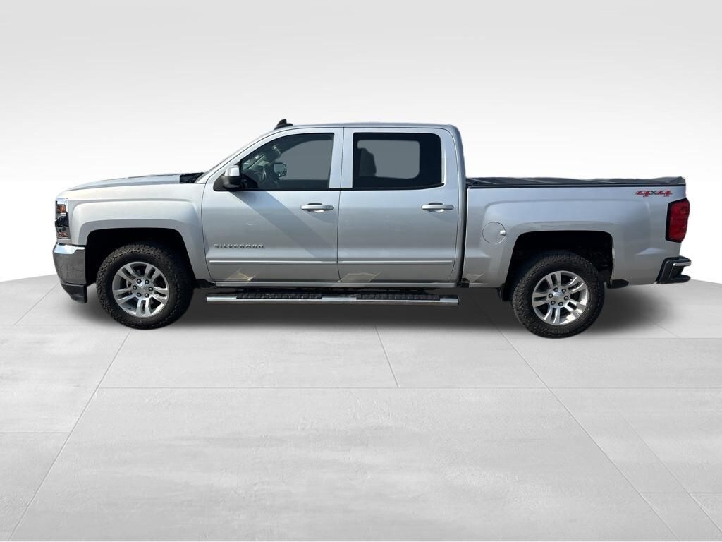 Used 2017 Chevrolet Silverado 1500 LT w/1LT Truck Crew Cab