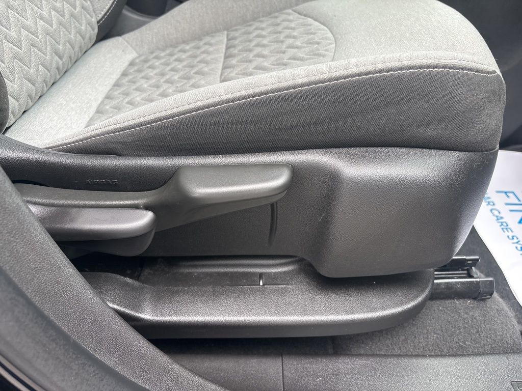 2022 Chevrolet Equinox LT - Photo 45