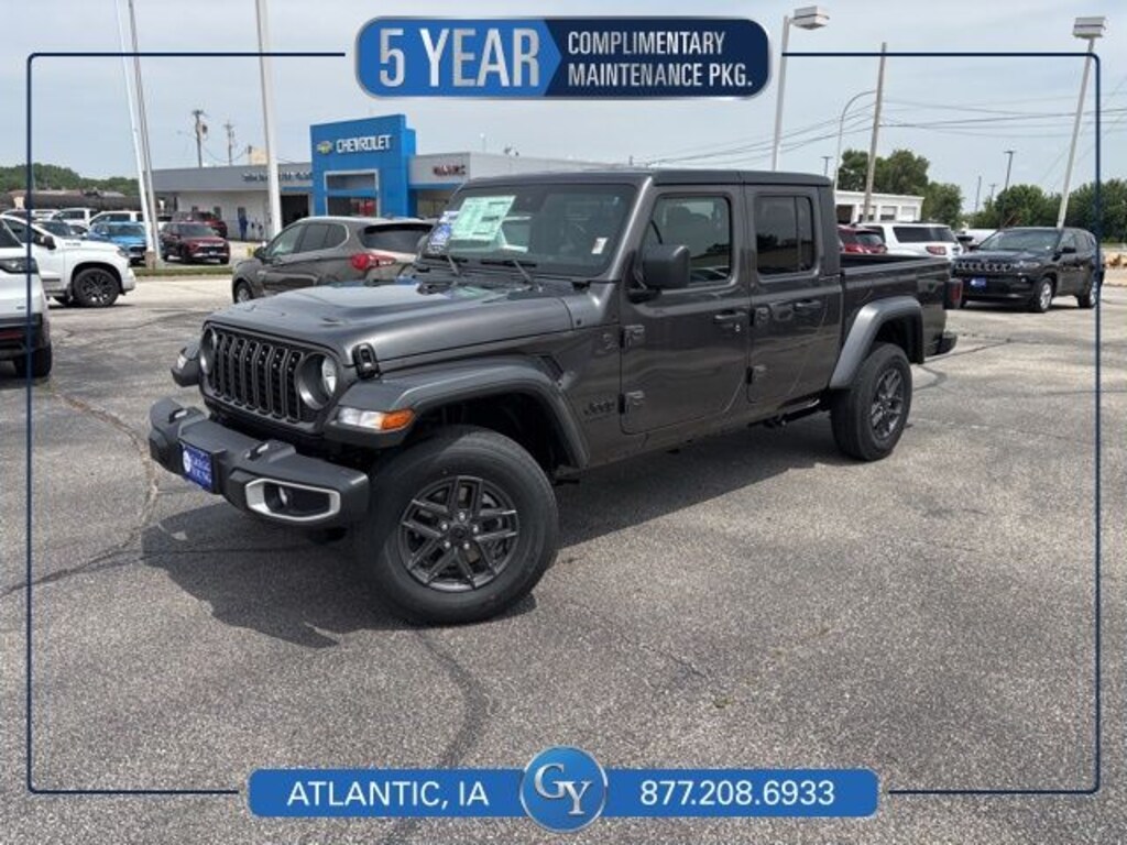 New 2025 Jeep Gladiator SPORT S 4X4 Pickup