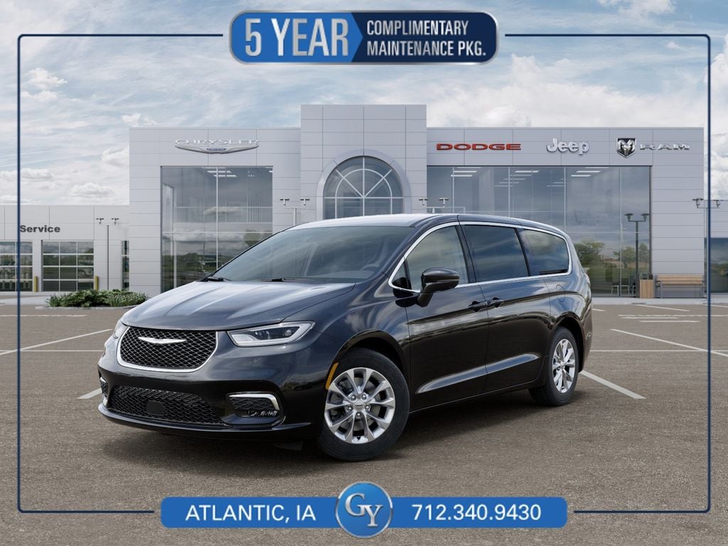 2026 Chrysler Pacifica Passenger Van 