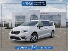 2026 Chrysler Pacifica SELECT Passenger Van