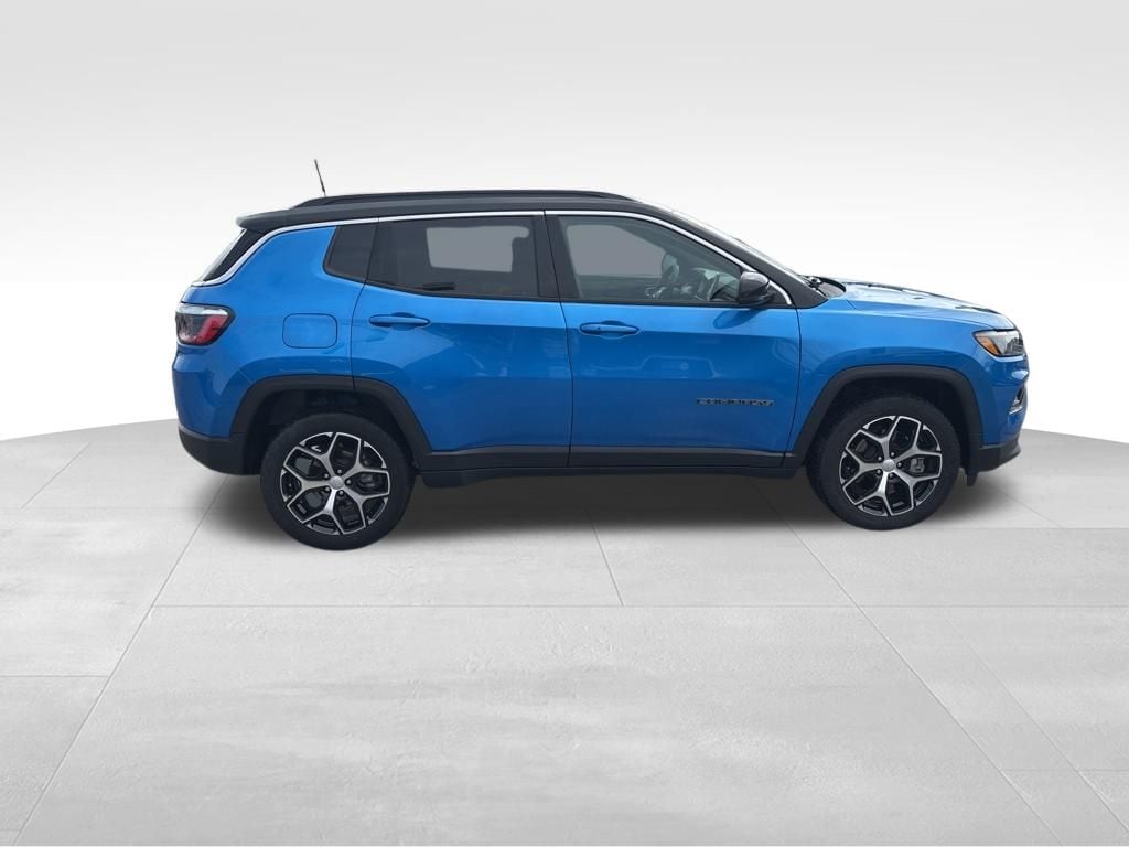 2024 Jeep Compass Limited - Photo 8