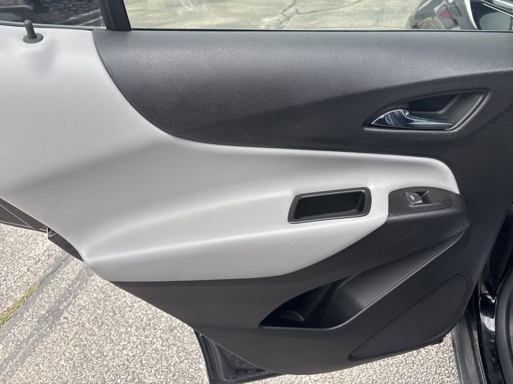 2022 Chevrolet Equinox LT - Photo 36