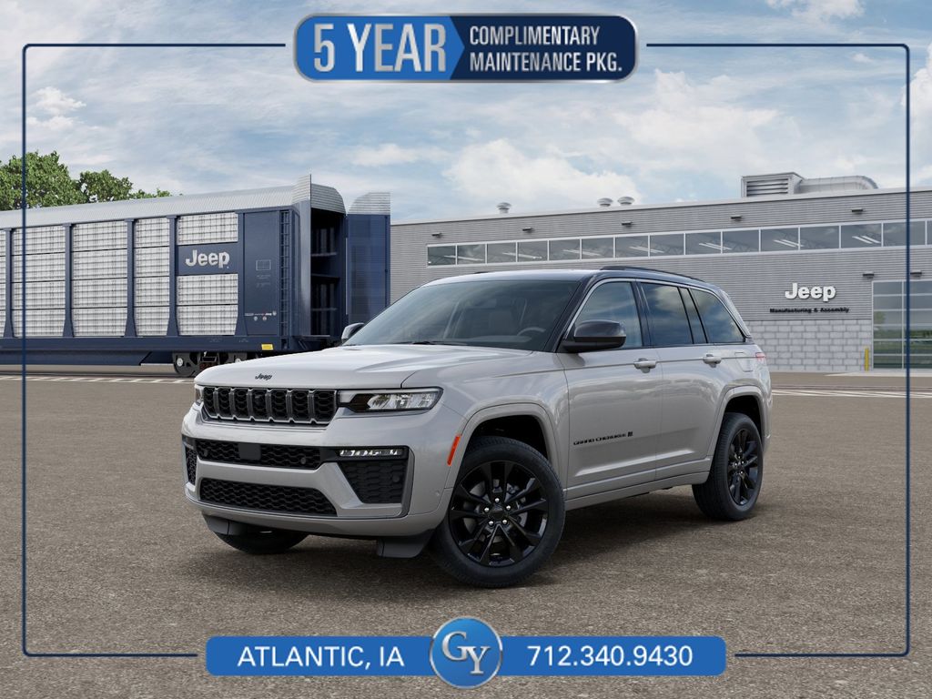 2026 Jeep Grand Cherokee Limited Reserve 4x4's photo