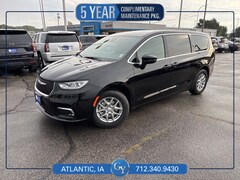 2026 Chrysler Pacifica SELECT Passenger Van