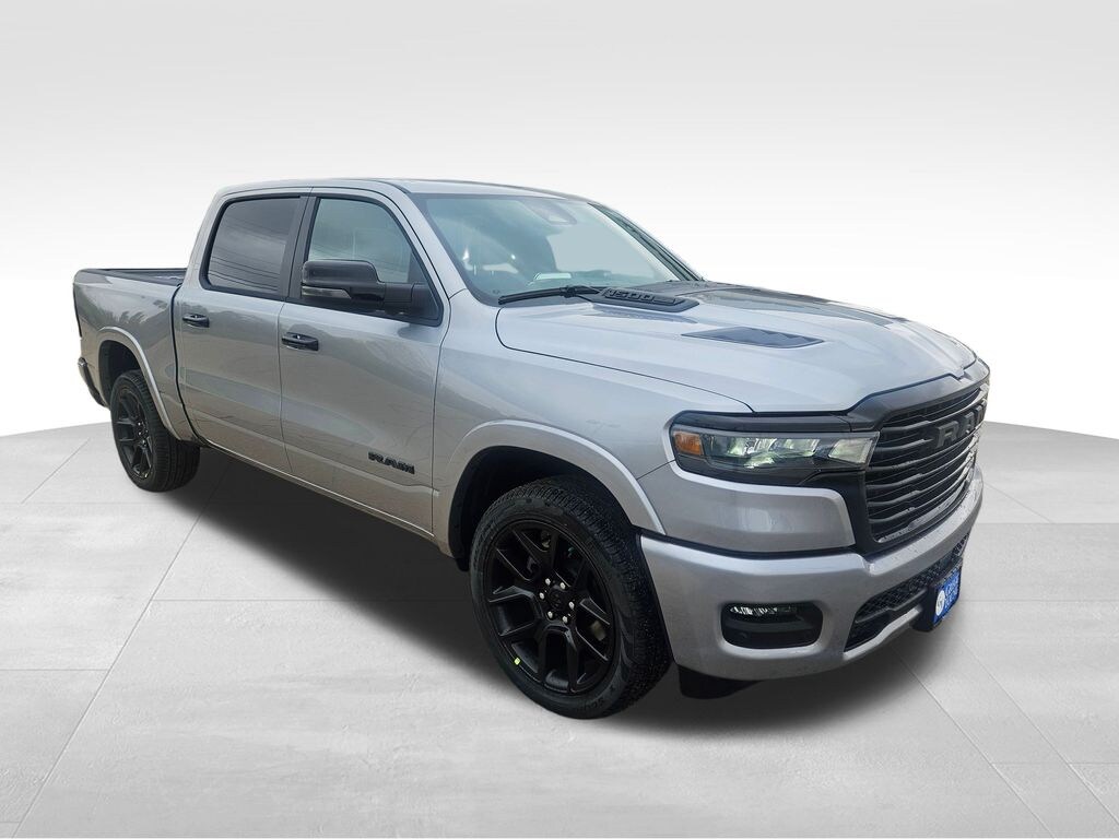 New 2025 Ram 1500 LARAMIE CREW CAB 4X4 5'7 BOX Pickup