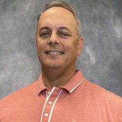 Staff member Jeff Zachary from ID_454091