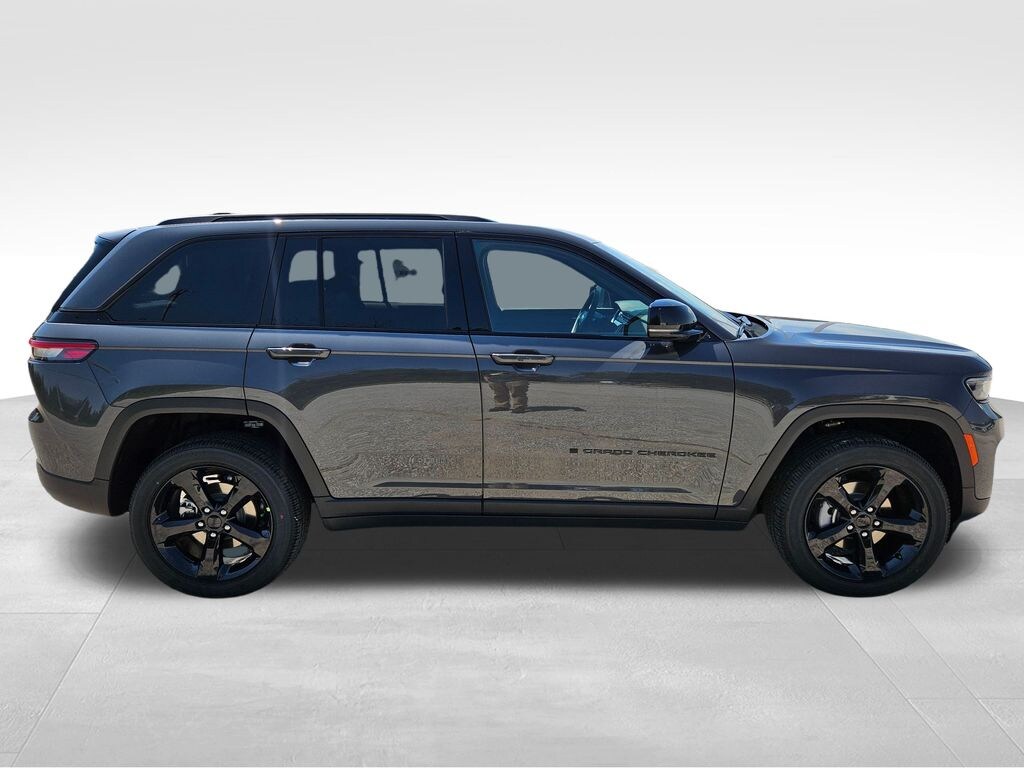 New 2025 Jeep Grand Cherokee ALTITUDE X 4X4 Sport Utility
