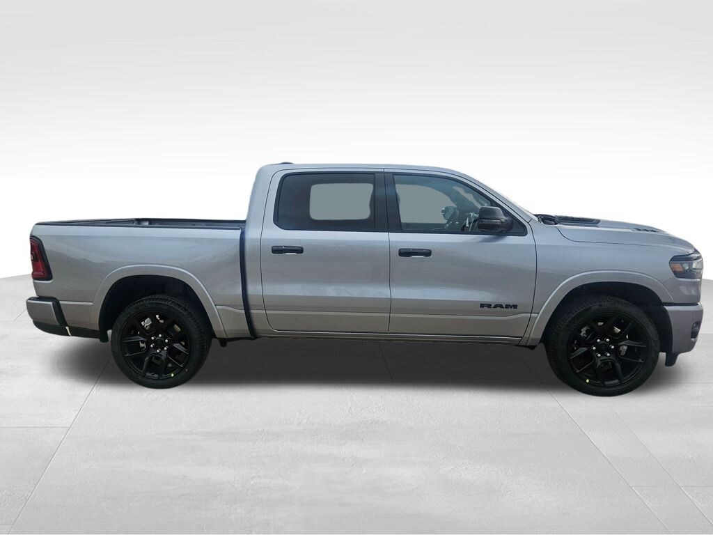 New 2025 Ram 1500 LARAMIE CREW CAB 4X4 5'7 BOX Pickup