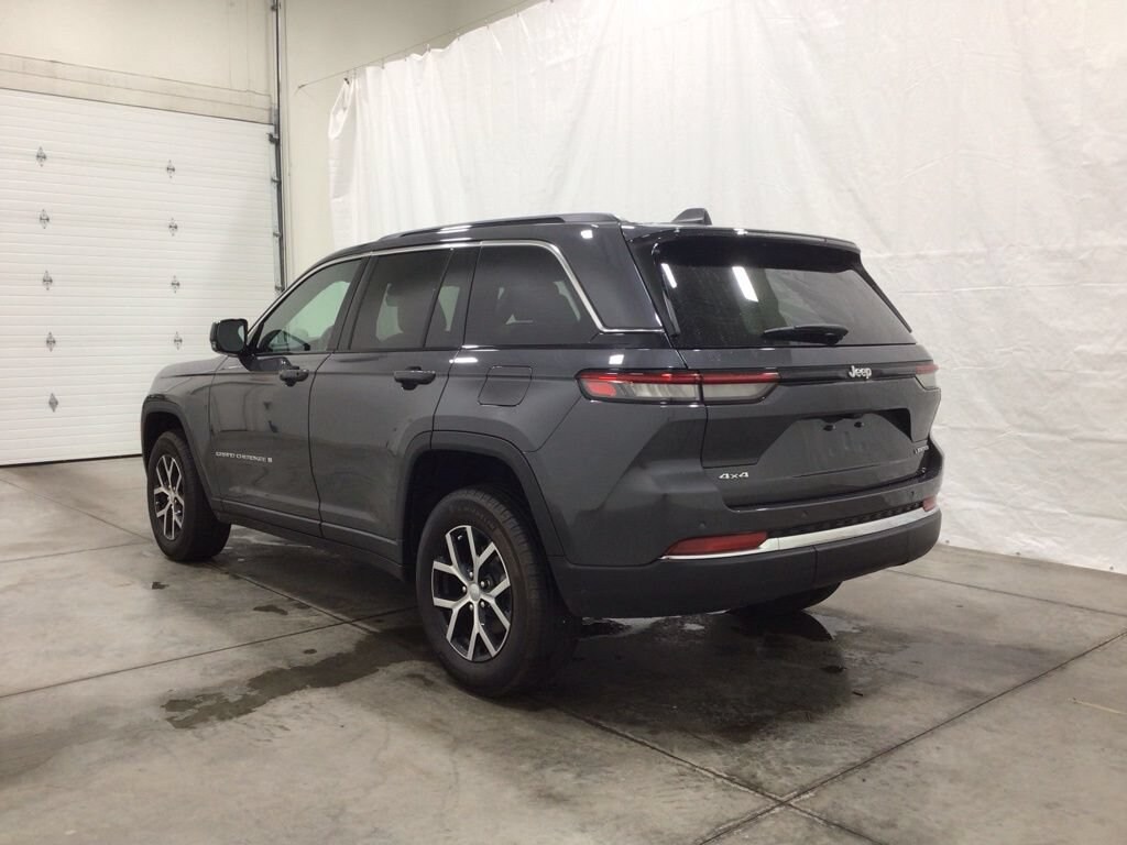 Used 2025 Jeep Grand Cherokee