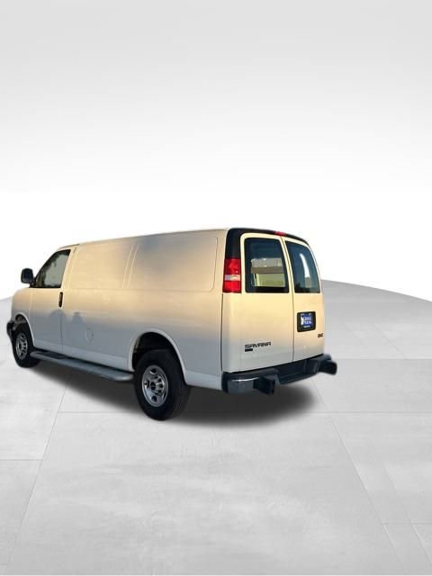 2023 Gmc Savana Cargo 2500 photo 2