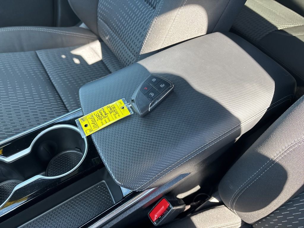 2025 Chevrolet Equinox LT - Photo 31