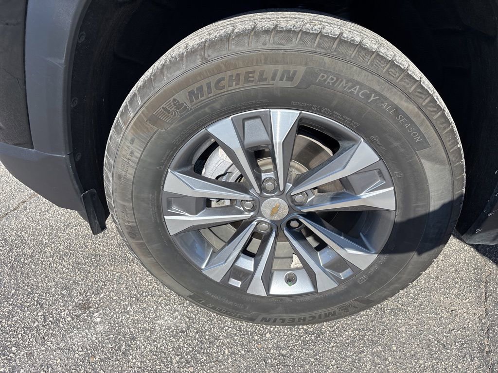 2025 Chevrolet Equinox LT - Photo 16