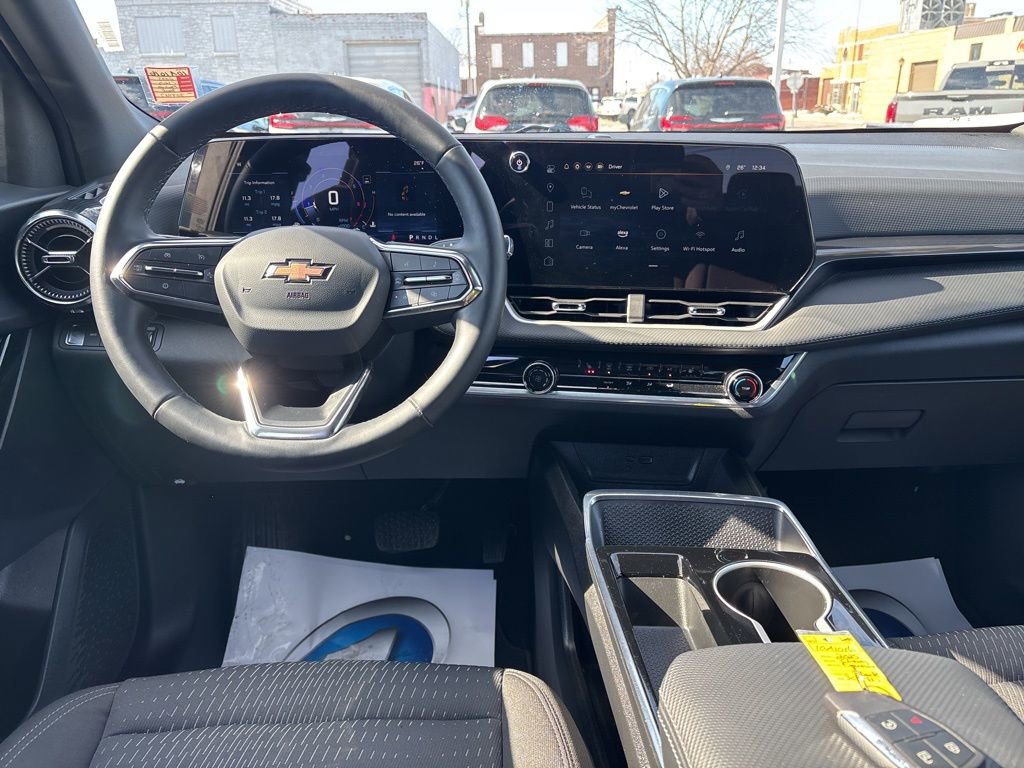 2025 Chevrolet Equinox LT - Photo 34