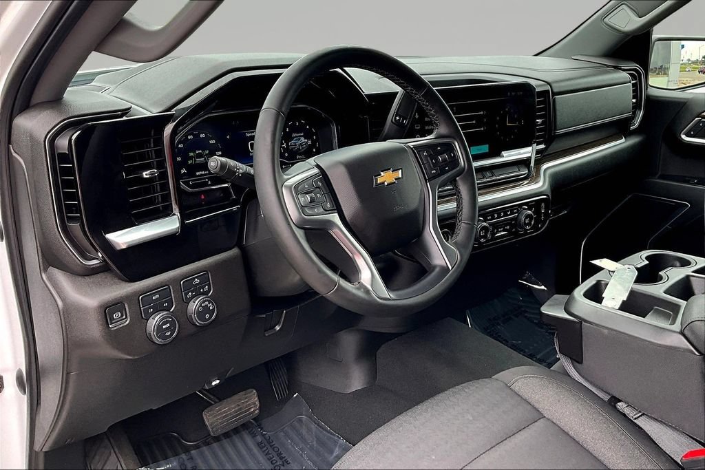2023 Chevrolet Silverado 1500 LT - Photo 19