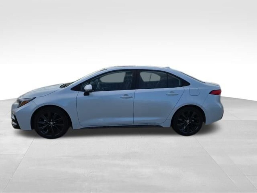 Used 2024 Toyota Corolla SE