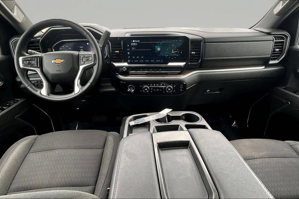 2023 Chevrolet Silverado 1500 LT - Photo 9