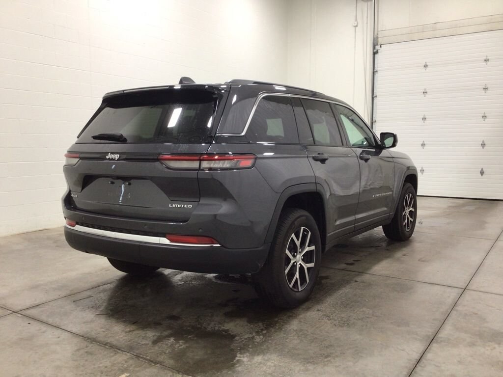 Used 2025 Jeep Grand Cherokee