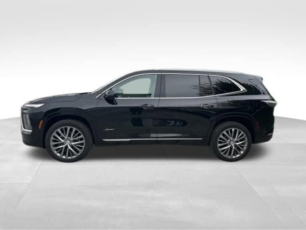 Used 2025 Buick Enclave Avenir SUV