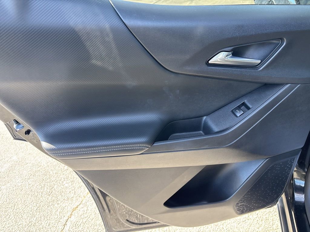2025 Chevrolet Equinox LT - Photo 36