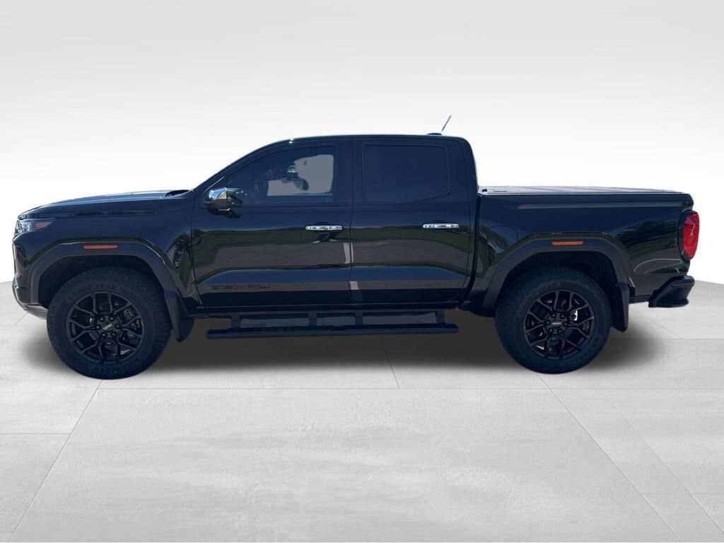 Used 2024 GMC Canyon Denali Truck