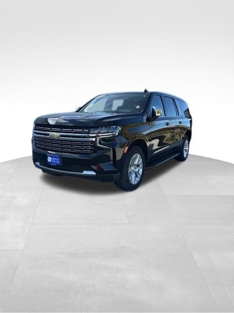 2024 Chevrolet Suburban Premier photo 2